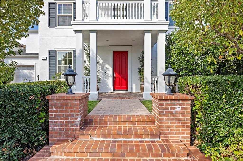 3 Eric St - Photo 3 of 35