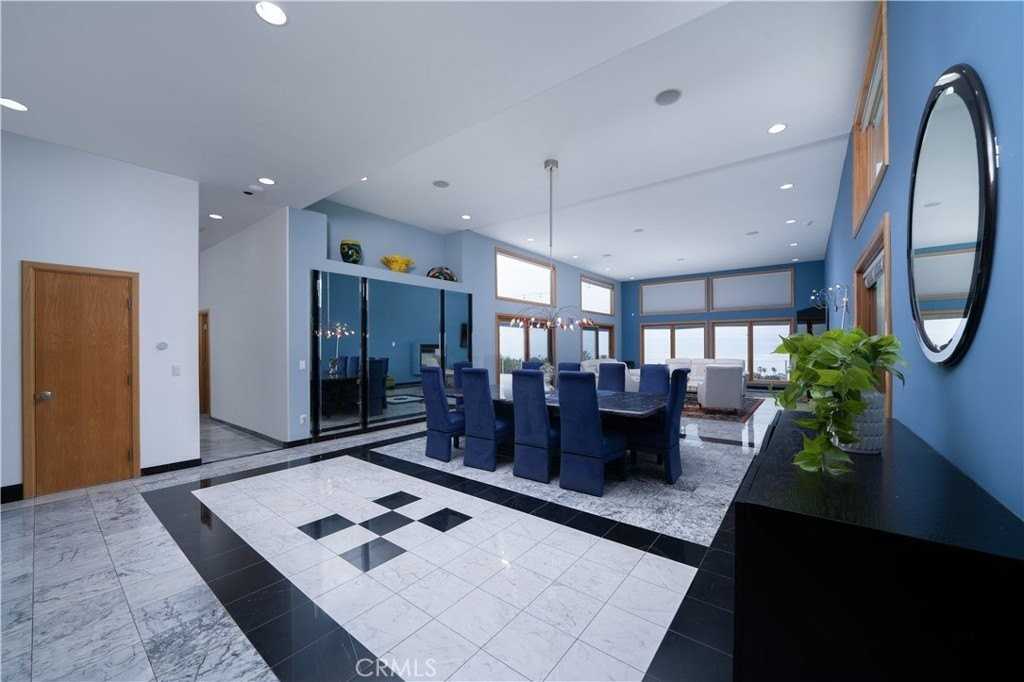 1733 Vallecito Dr - Photo 5 of 31