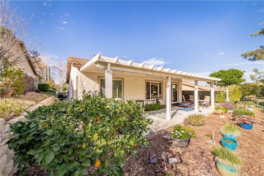 9431 Huges Drive - Photo 4 of 49