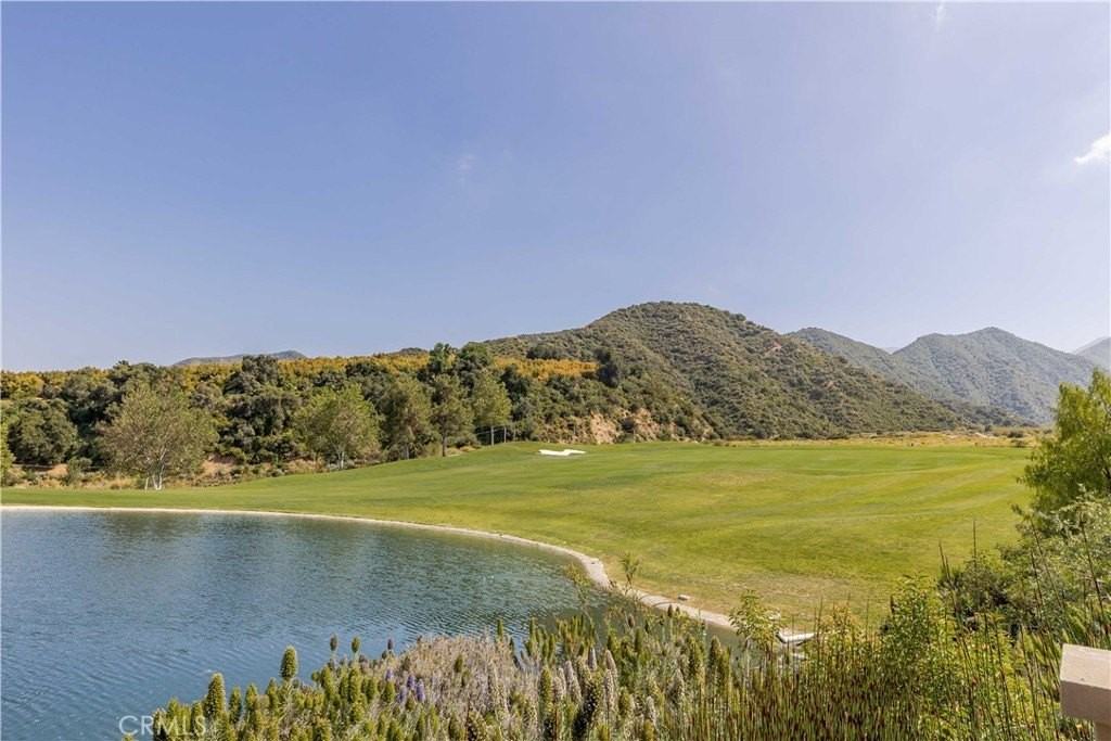 9431 Huges Drive - Photo 5 of 49