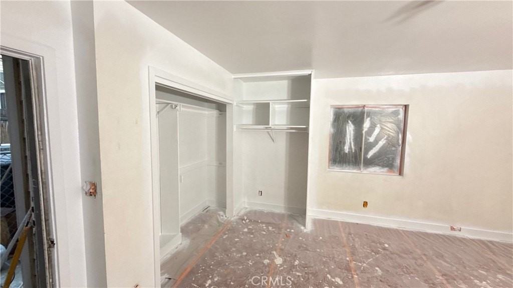 3049 Mulberry St - Photo 3 of 7