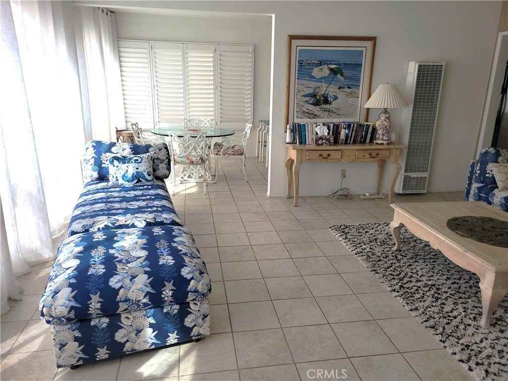 1319 Seal Way - Photo 4 of 18