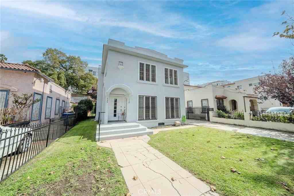 736 Gramercy Drive - Photo 3 of 17