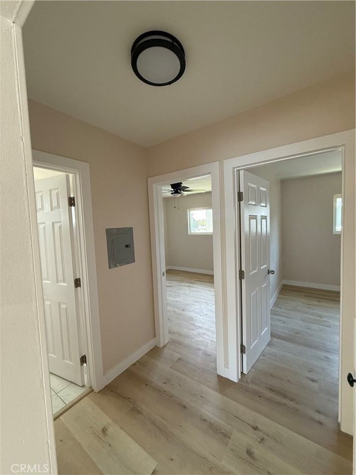 10018 Foster Rd #10020-1-2 - Photo 6 of 8