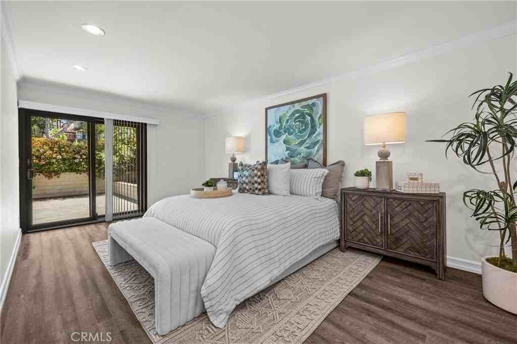 2357 Palos Verdes Dr W #3 - Photo 4 of 50