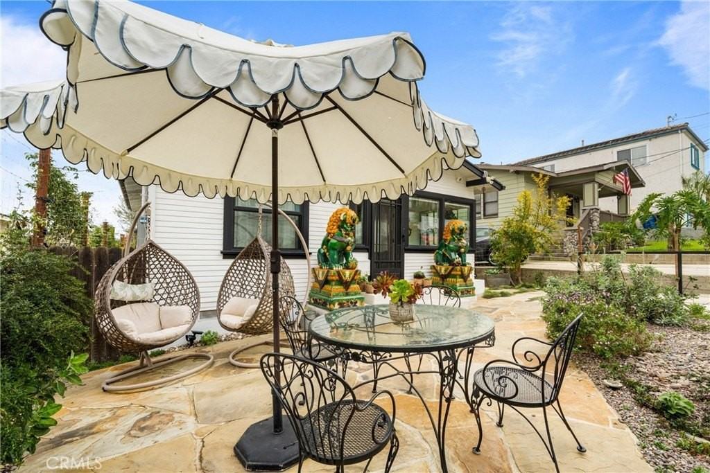 3436 S Kerckhoff Ave - Photo 3 of 18