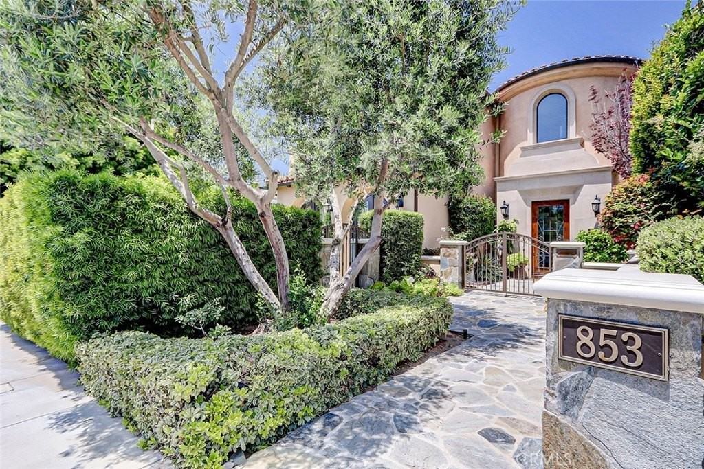 853 6th St - Photo 2 of 50