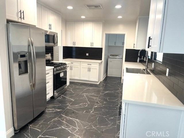 4921 Enfield Avenue - Photo 3 of 20