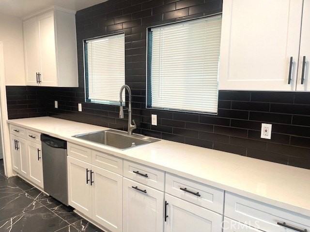 4921 Enfield Avenue - Photo 4 of 20