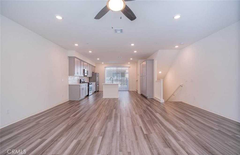 20625 Desert Ash Ln - Photo 3 of 29