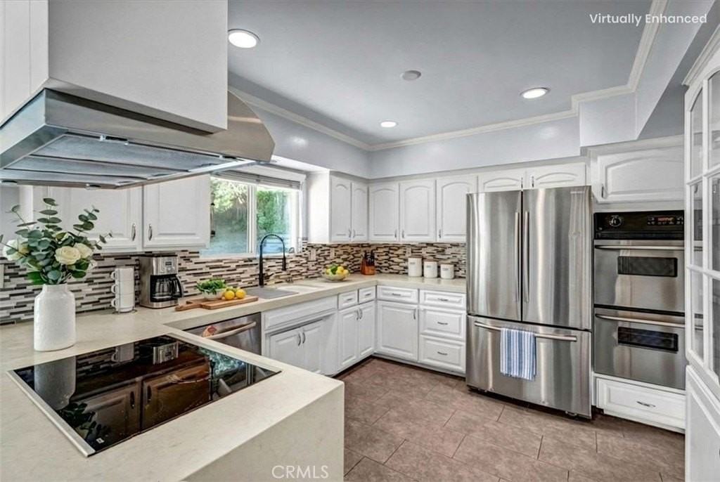 4532 Topanga Canyon Blvd - Photo 4 of 19