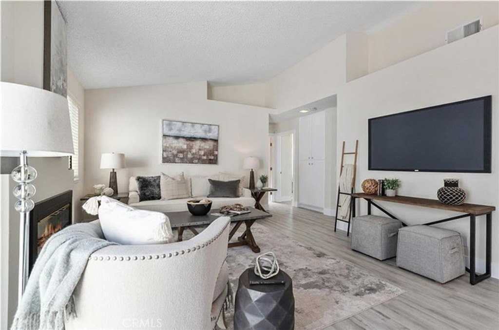 27911 Red Dawn Dr - Photo 2 of 20