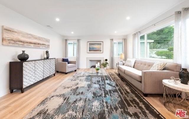 12034 Alberta Dr - Photo 5 of 30