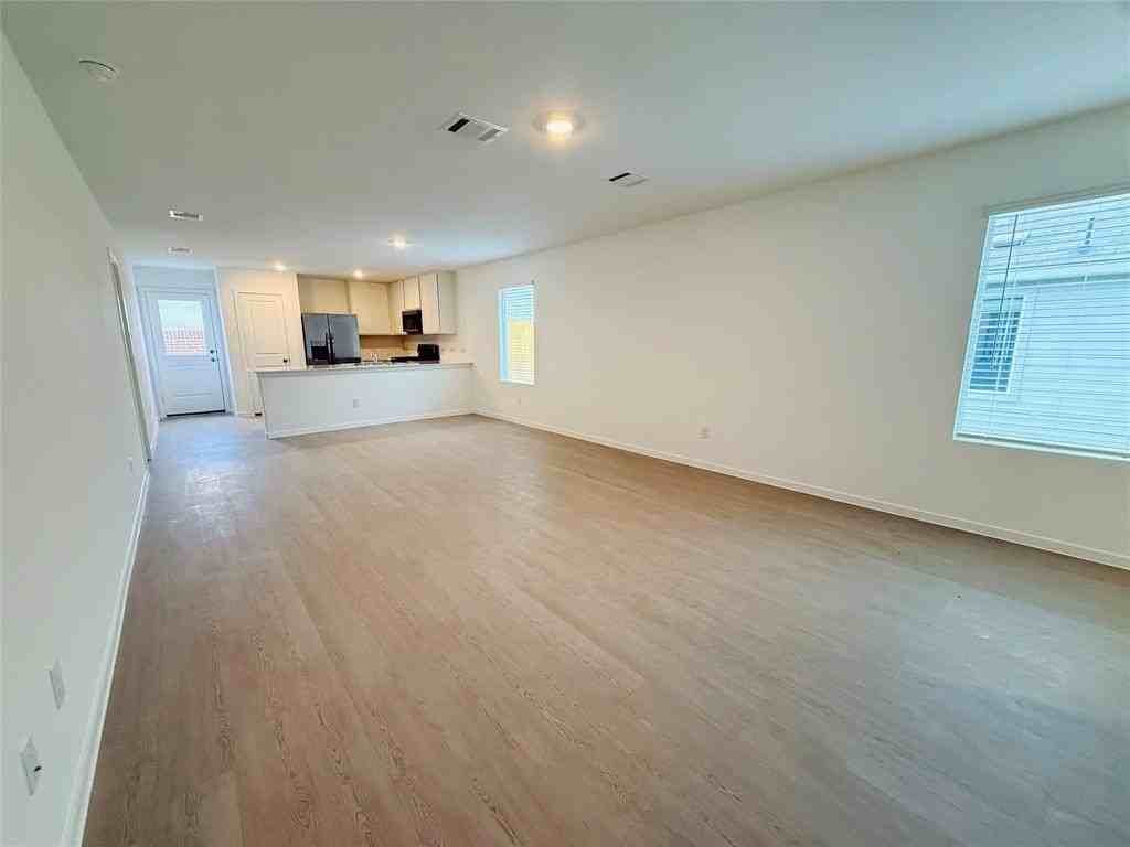 12443 Lost Rock Dr - Photo 7 of 27