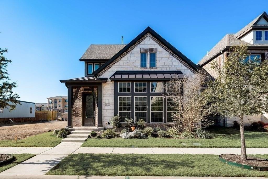 7112 Royal View Drive