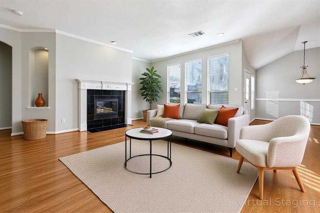 7313 San Carlos Dr - Photo 4 of 38