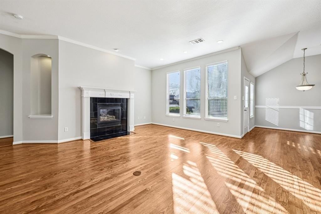 7313 San Carlos Dr - Photo 5 of 38