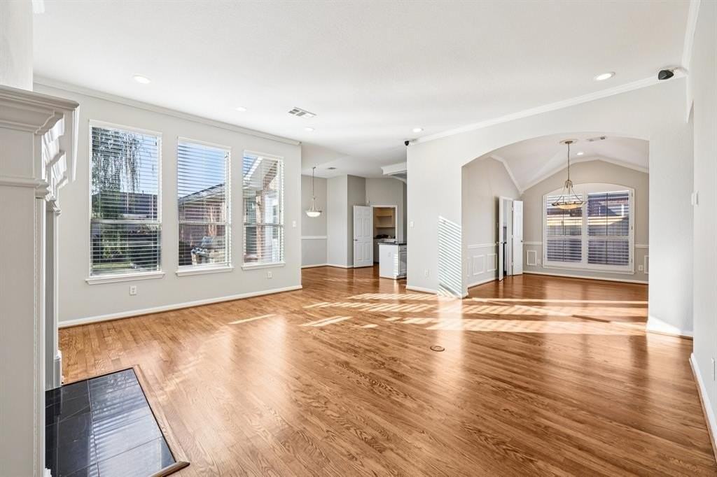 7313 San Carlos Dr - Photo 6 of 38