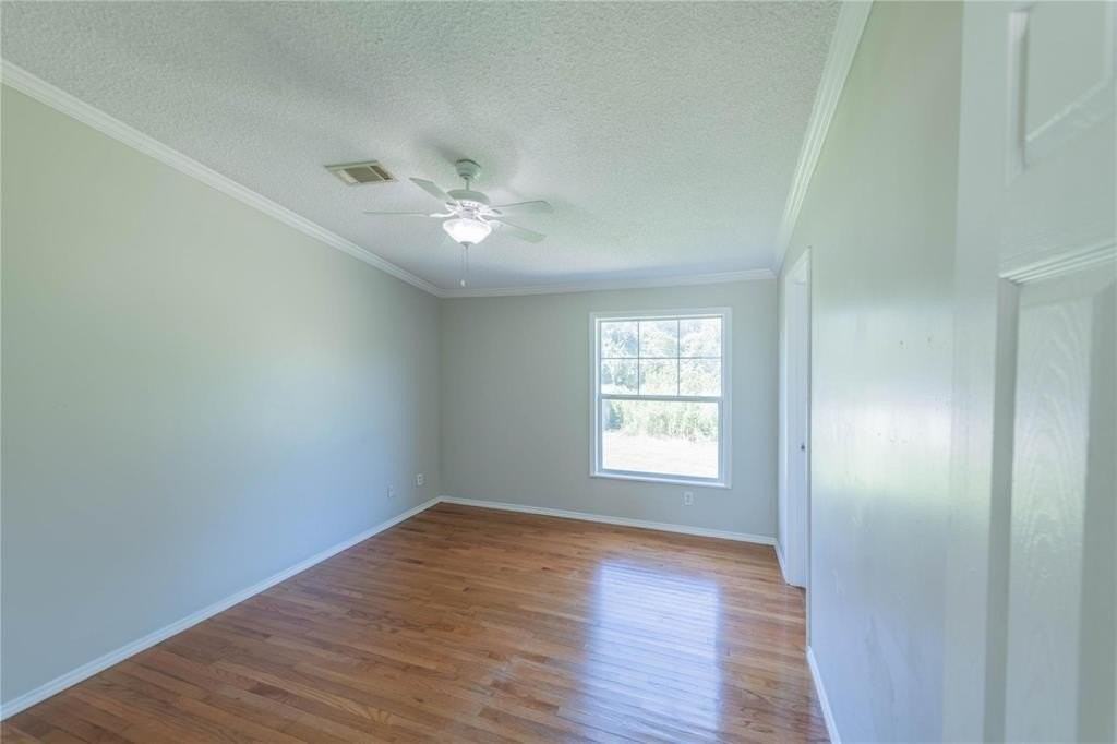 121 Windy Creek Ct - Photo 5 of 14