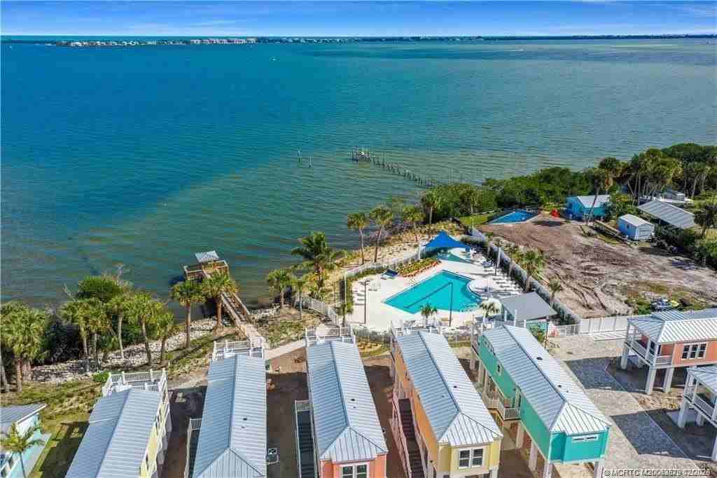 2506 SE Heron Way - Photo 5 of 28