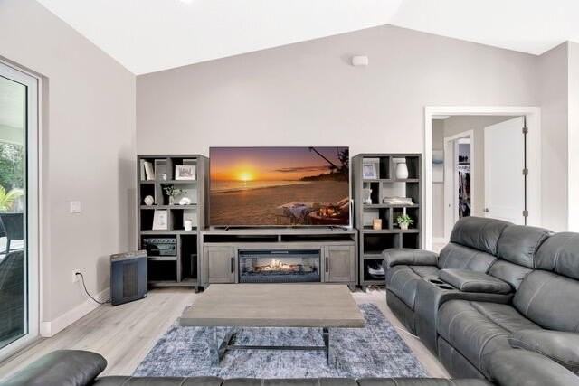 10231 176th Ln N - Photo 6 of 50