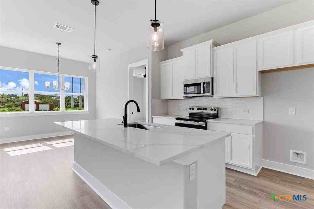 1255 Pecan Valley Dr - Photo 3 of 28