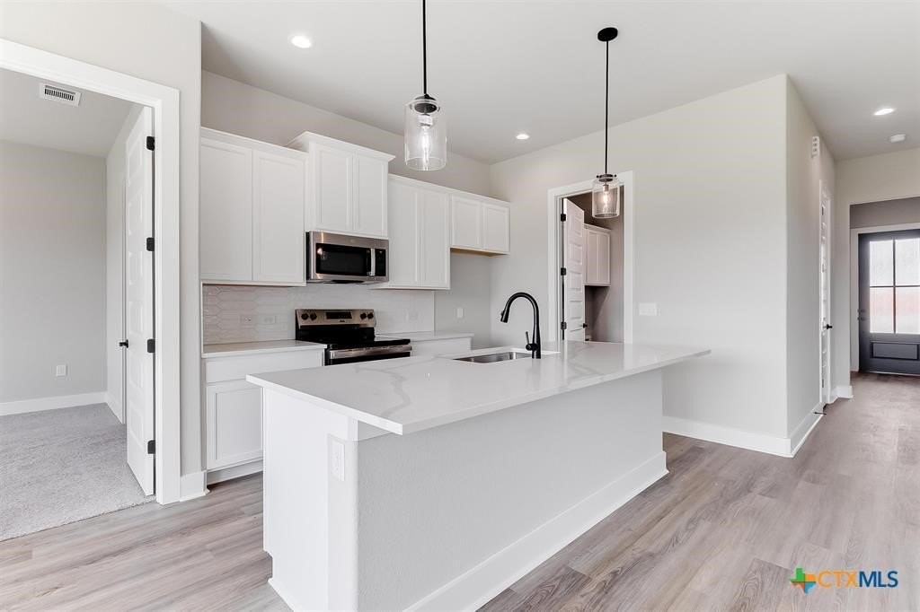 1255 Pecan Valley Dr - Photo 5 of 28