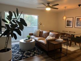 featured image of 543 Se #A9