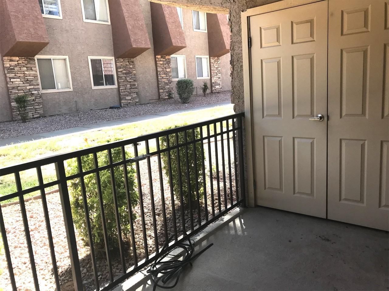 5160 Indian River Dr #1 - Photo 2 of 33