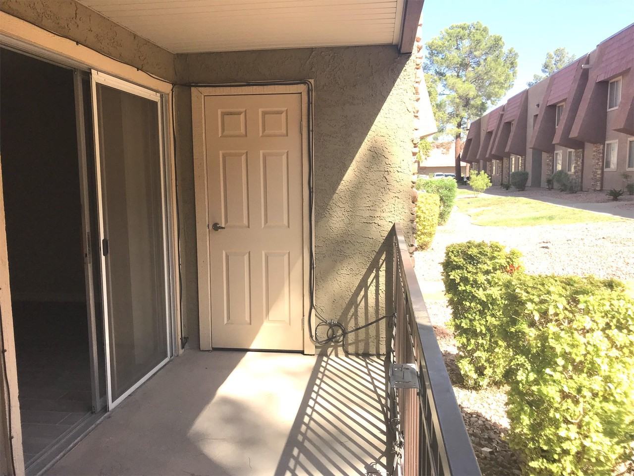 5160 Indian River Dr #1 - Photo 5 of 33