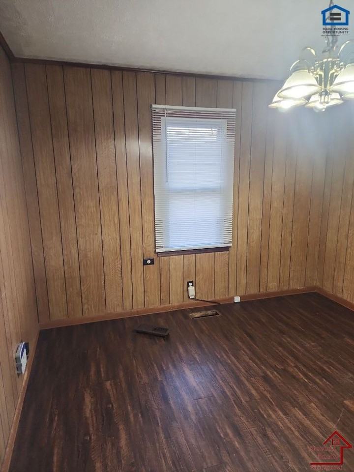 193 Schelley Road - Photo 6 of 16