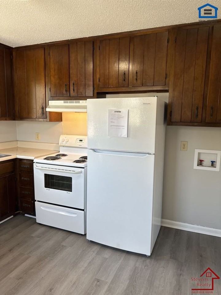 1702 Olive Street #A - Photo 6 of 24