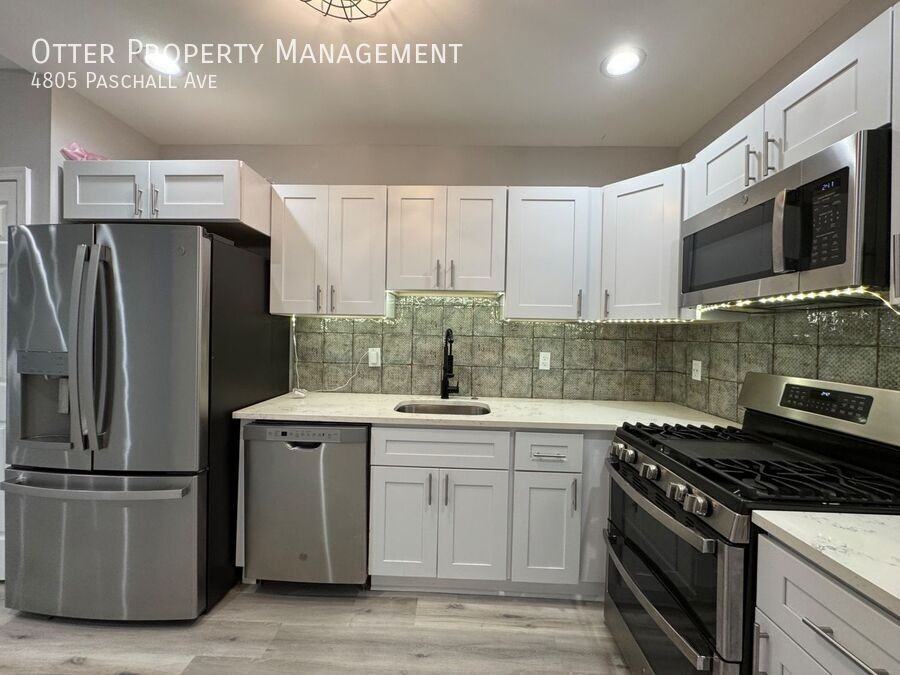 4805 Paschall Ave - Photo 7 of 39