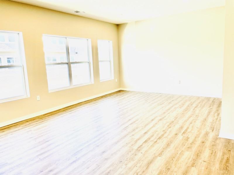 20877 S Ct - Photo 3 of 20