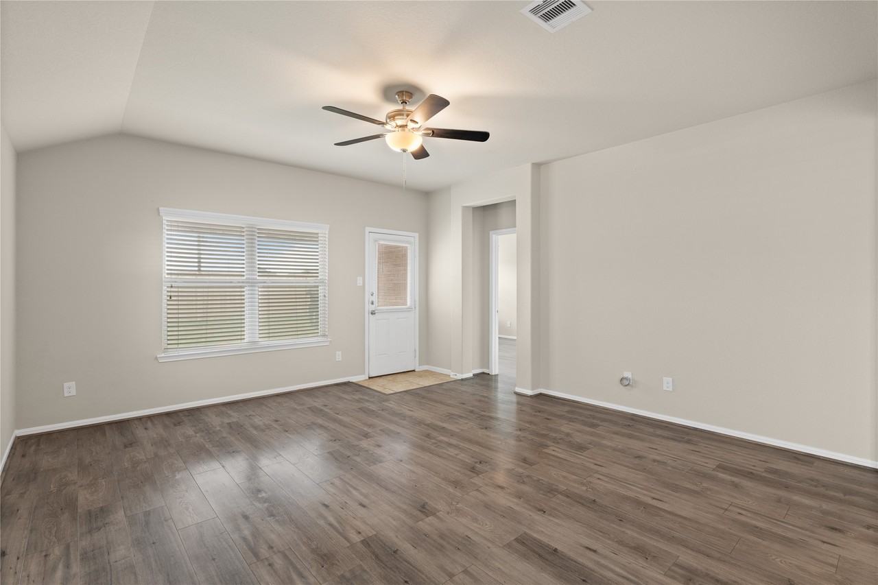 3215 Mcdonough Way #3215 - Photo 3 of 25