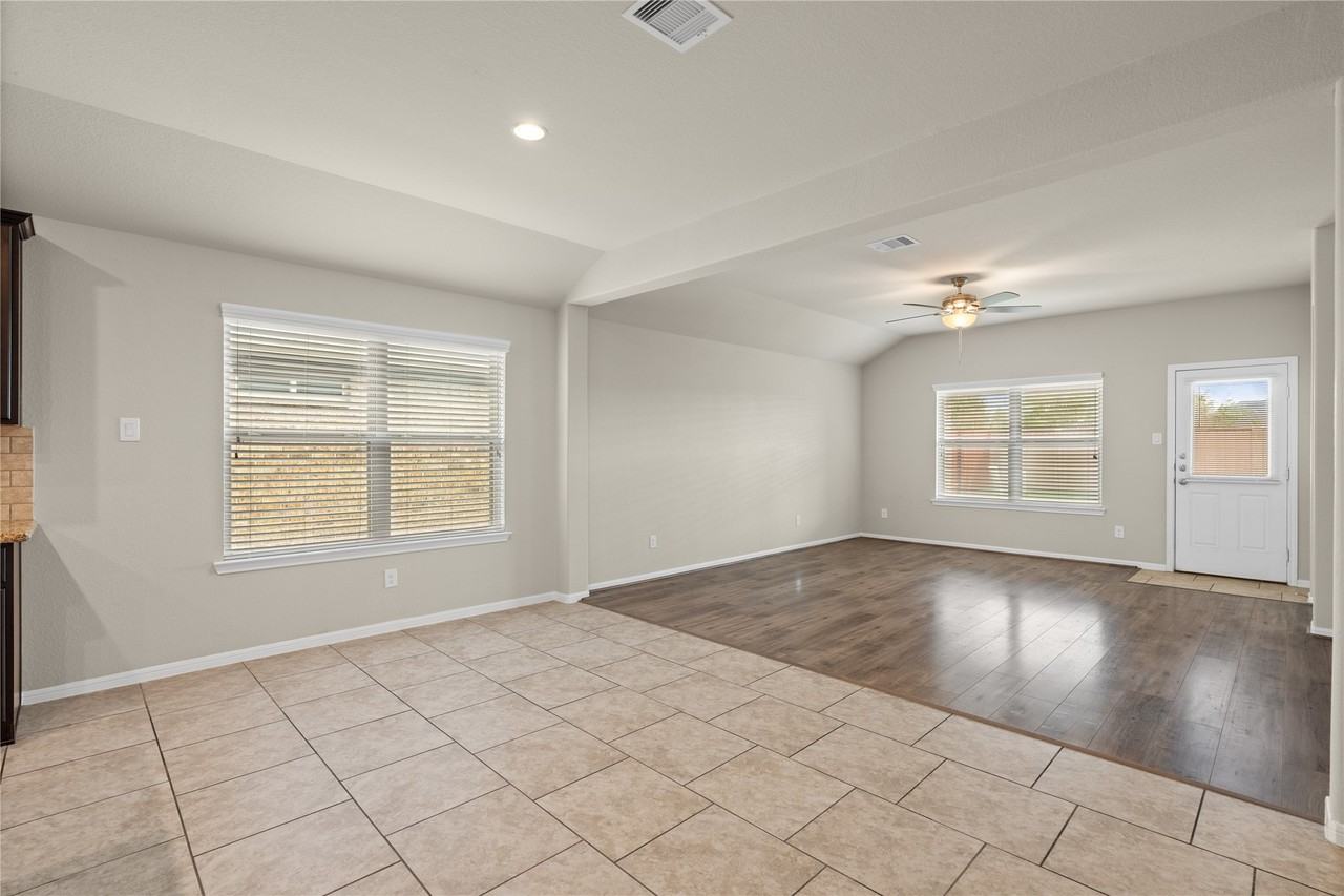 3215 Mcdonough Way #3215 - Photo 6 of 25