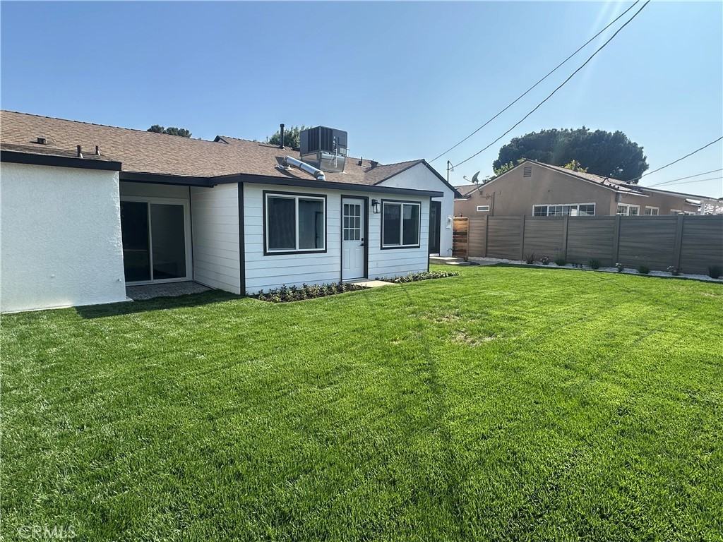 16913 Covello St #16913 - Photo 3 of 17