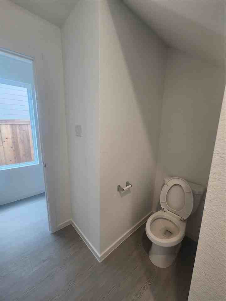 906 906 Pertuso Lane #906 - Photo 3 of 26