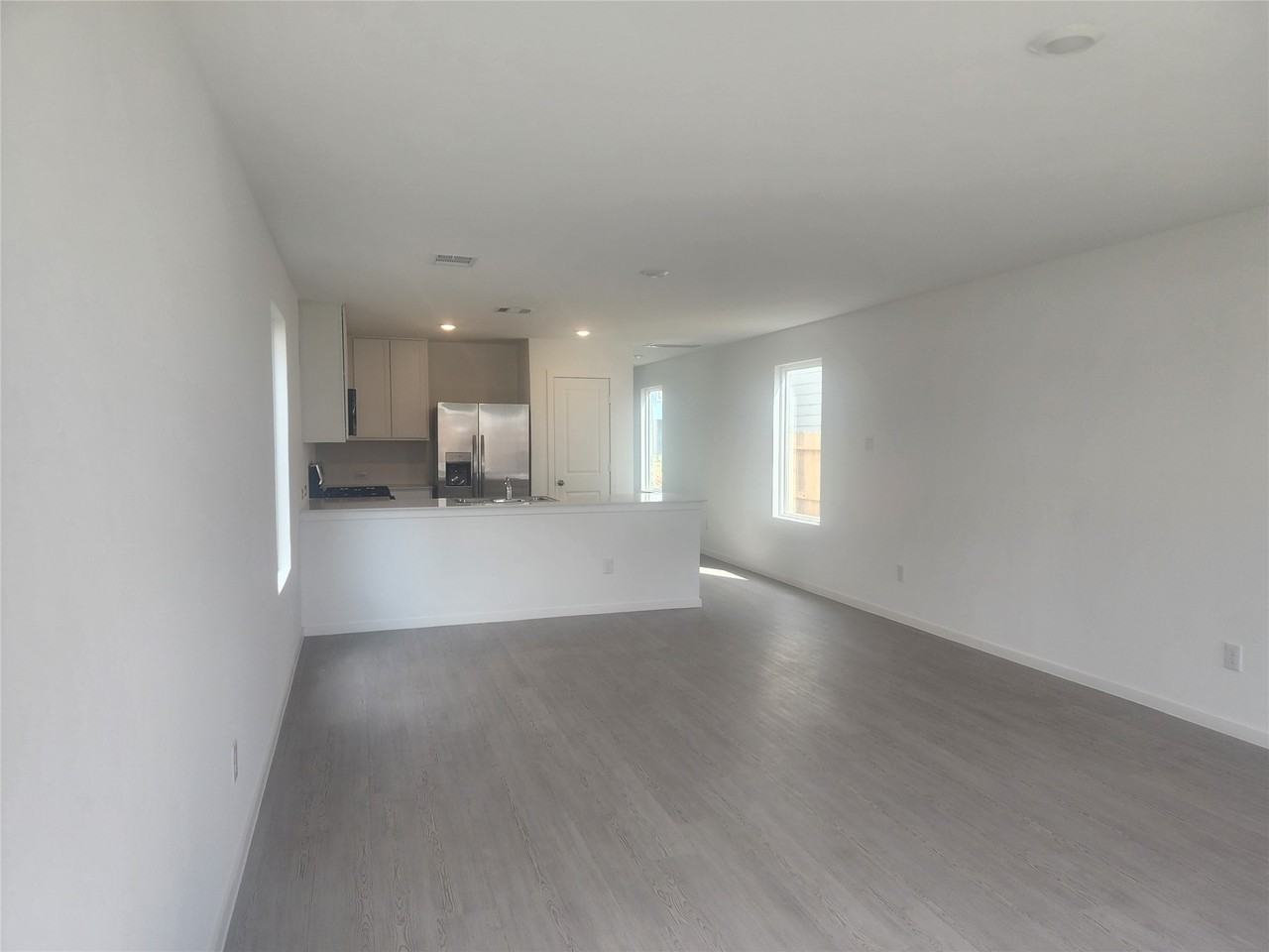 906 906 Pertuso Lane #906 - Photo 5 of 26