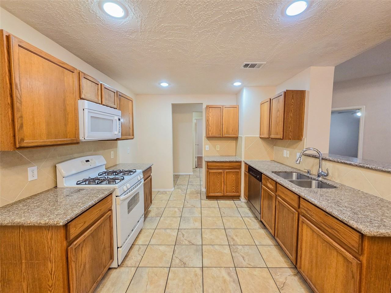 16131 Taloncrest Drive #16131 - Photo 7 of 24