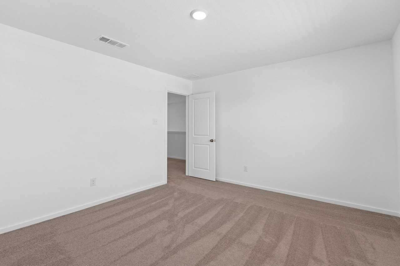 24514 Red Hawthorn Trce #24514 - Photo 3 of 11