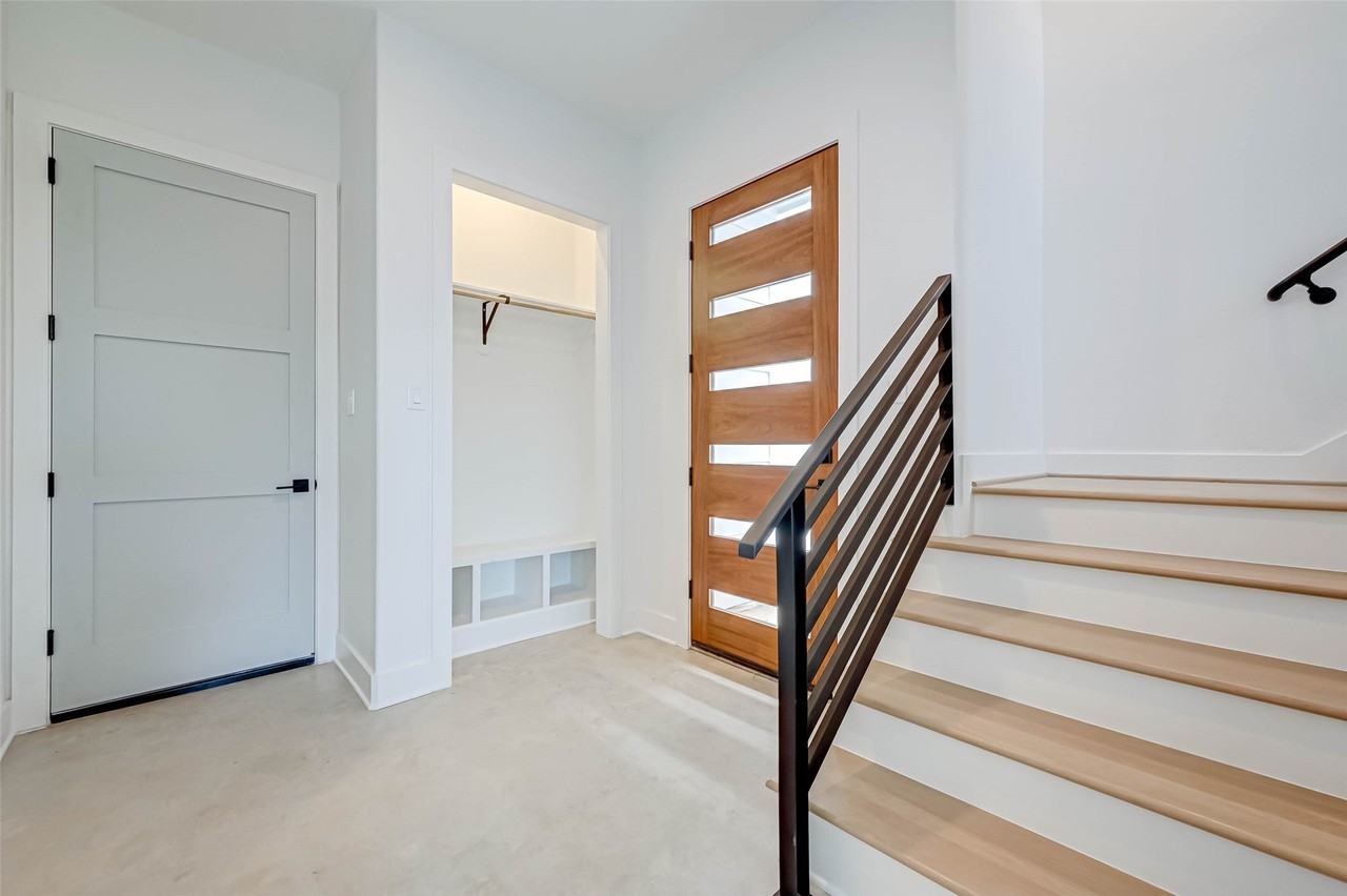 3503 Anita Street #3503 - Photo 4 of 49