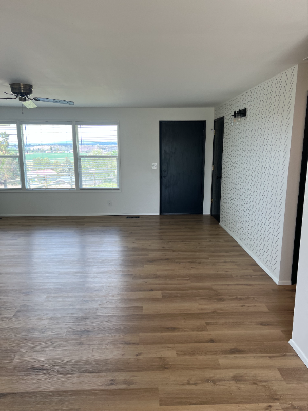 1209 Ne Brown Dr - Photo 4 of 30