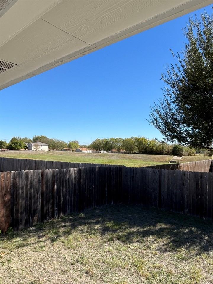 127 Salado Dr #127 - Photo 6 of 19