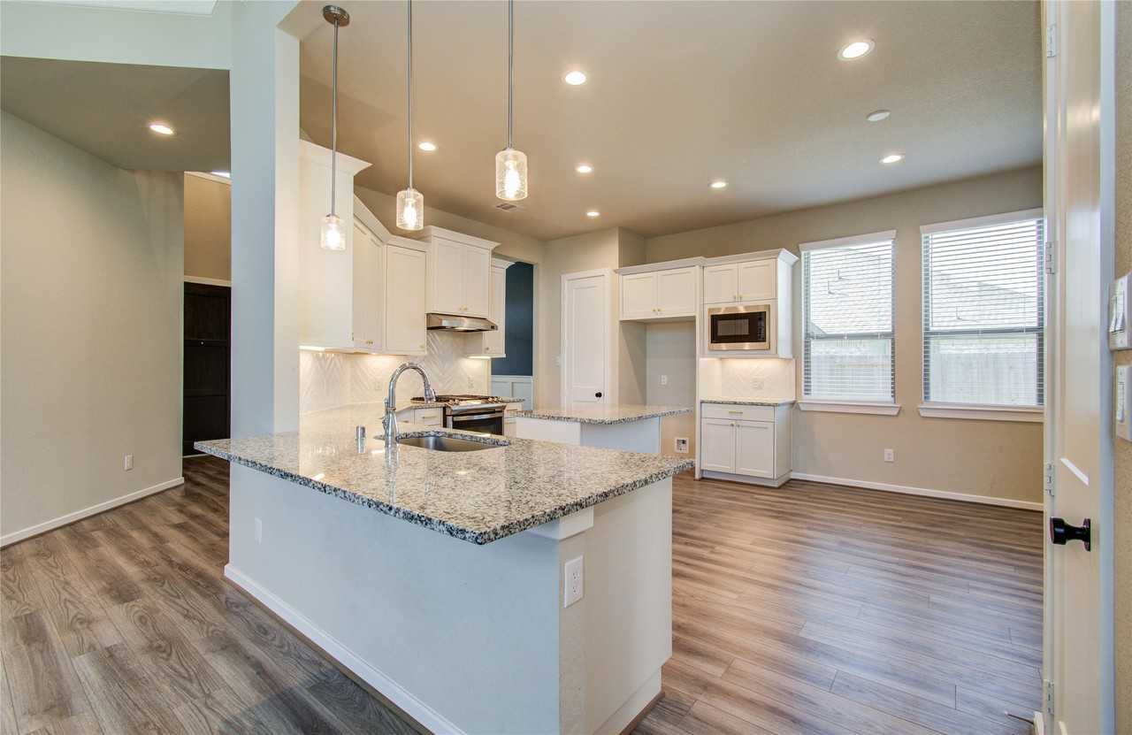 4622 Anna Ridge Lane #4622 - Photo 6 of 39