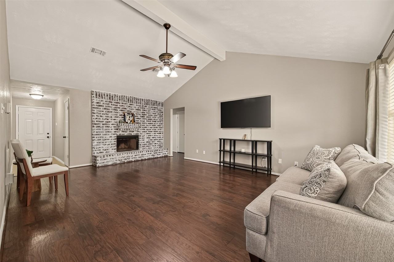 1407 Somercotes Ln #1407 - Photo 2 of 28