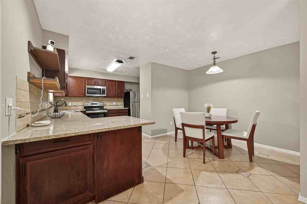 1407 Somercotes Ln #1407 - Photo 5 of 28