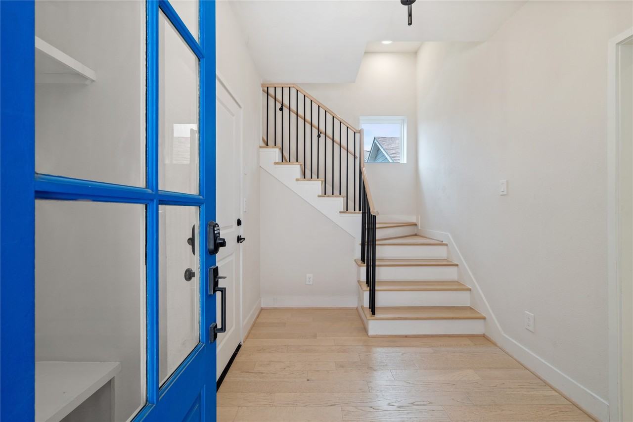 2206 Lou Ellen Lane #2206B