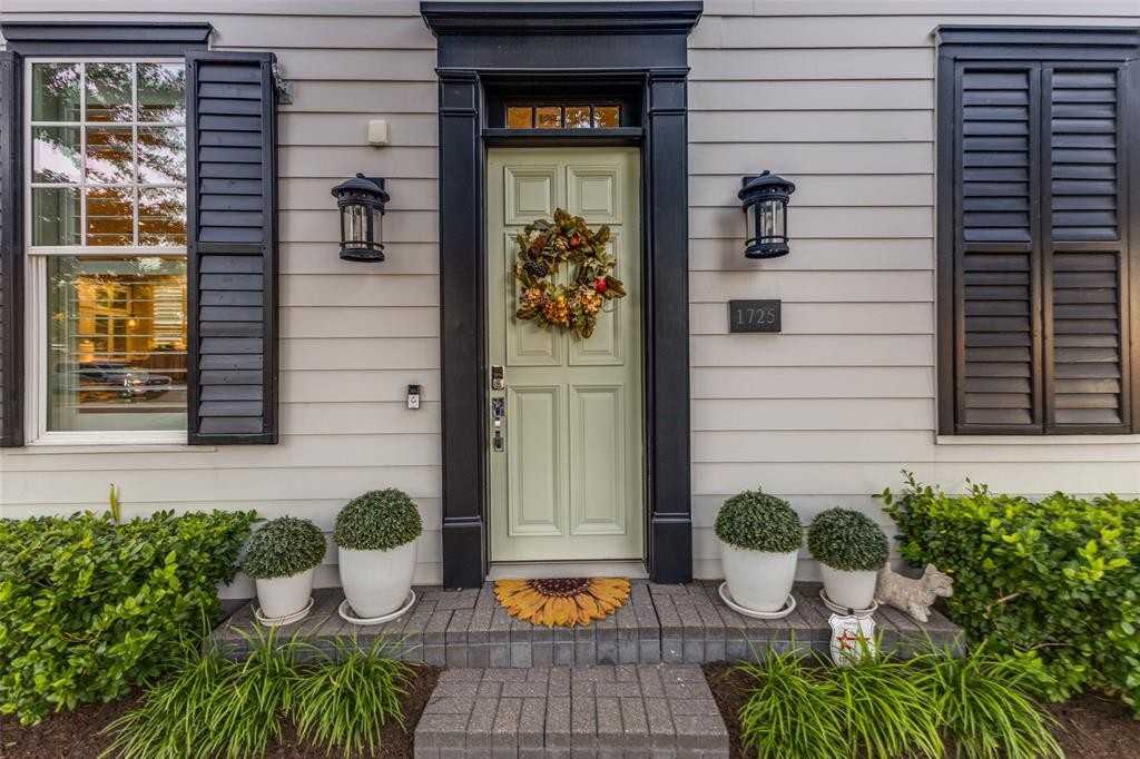 1725 G Avenue #1725 - Photo 4 of 25