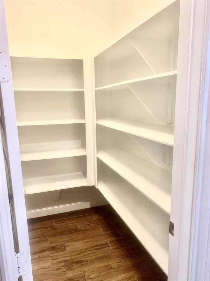 3614 Bonnie Bend Lane #3614 - Photo 4 of 43